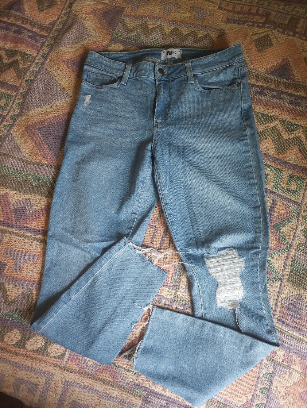 PAIGE Verdugo Ankle Distressed Jeans Size 30